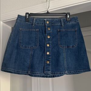 Medium - Dark Wash Denim Button-Front Mini Skirt